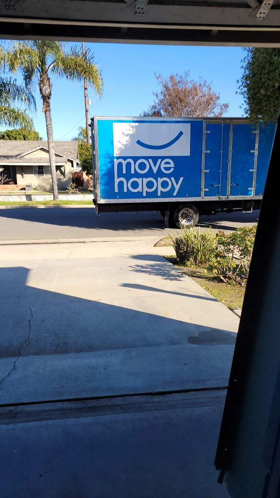 Photo by Jeffery Kam of Hawaiian Moving Pros - Large